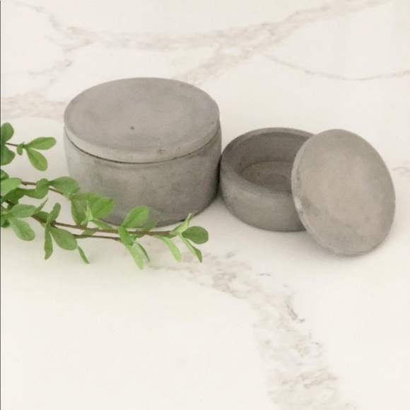 Cement Boxes With Lids - Picture 1 of 1